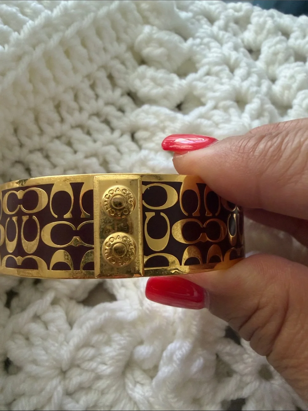 Coach bangle gold